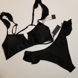 Kendall & Kylie Ruffle Xl black bikini set